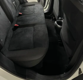 Nissan Juke 191000 км Автоматик Швейцария , снимка 13