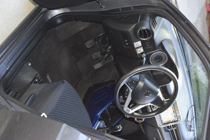 Suzuki Ignis 1.2 Hybrid 4x4, снимка 5 - Автомобили и джипове - 52337995