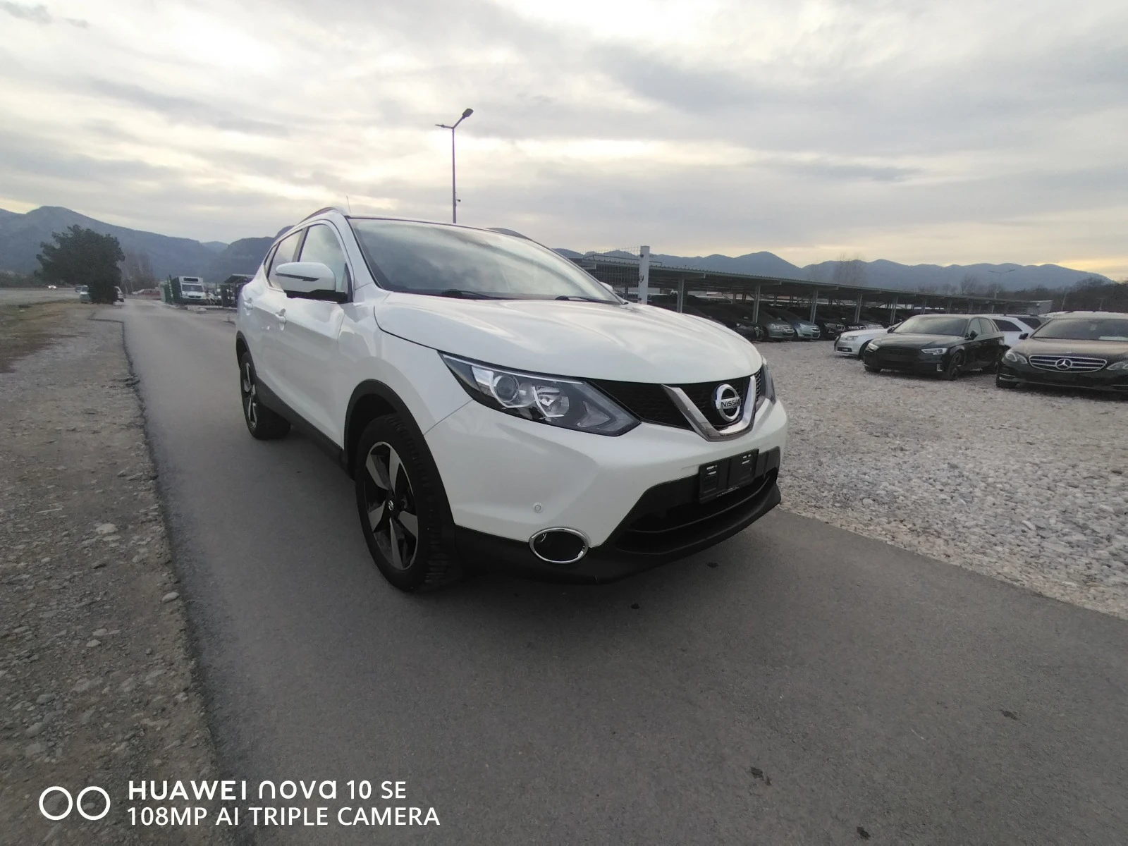 Nissan Qashqai 1.5 EURO 6B 360CAM - изображение 8