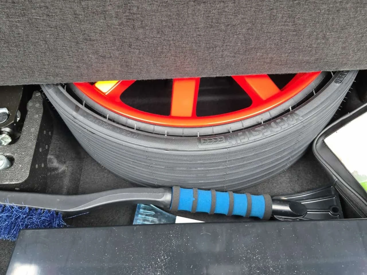 Porsche Macan  GTS| 360 КАМЕРИ| ОБДУХВАНЕ| ПАМЕТ| ПАНОРАМА| , снимка 14 - Автомобили и джипове - 54069289