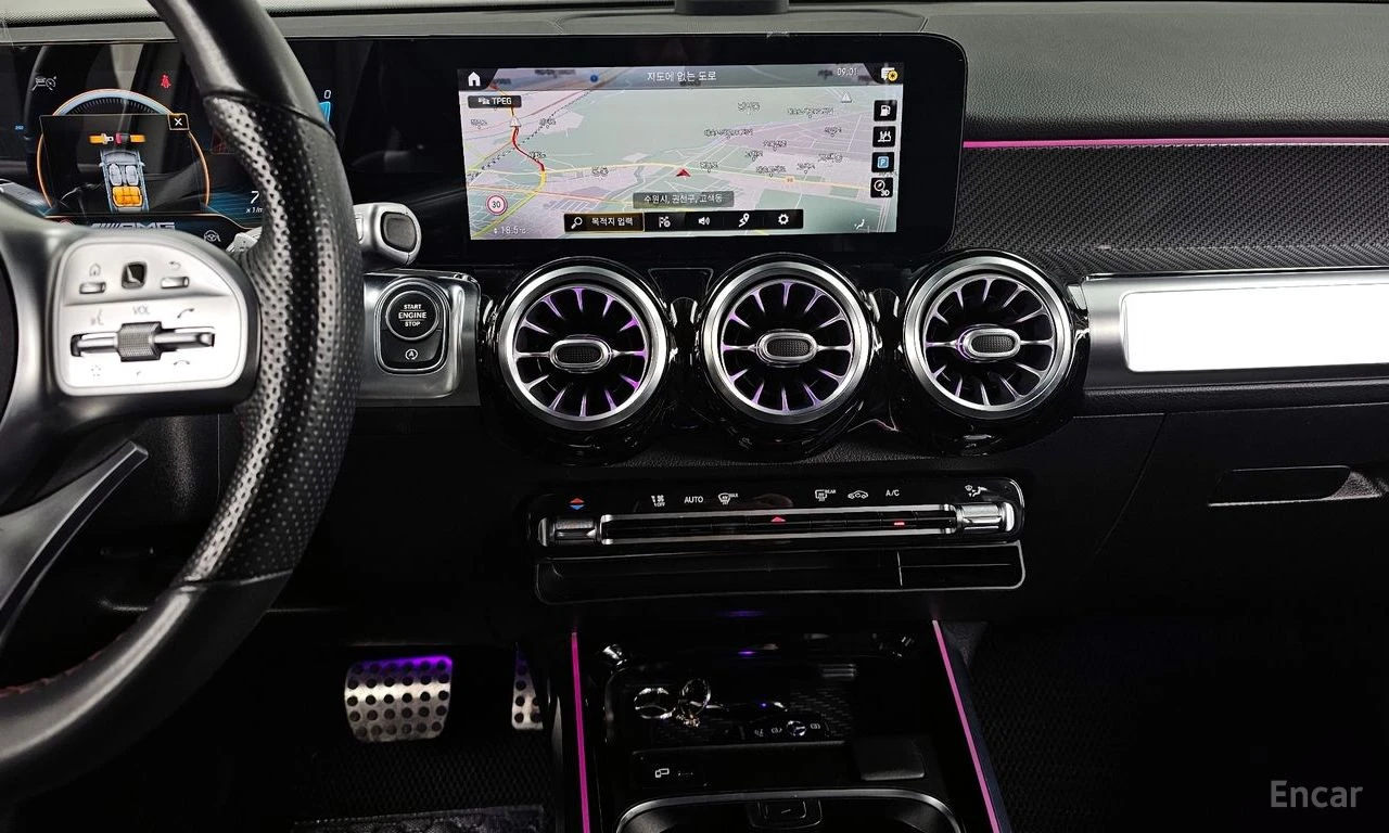 Mercedes-Benz GLB35AMG 4MATIC* PANOROOF* REAR-CAMERA* DRIVE-ASSIST* , снимка 9 - Автомобили и джипове - 54529029