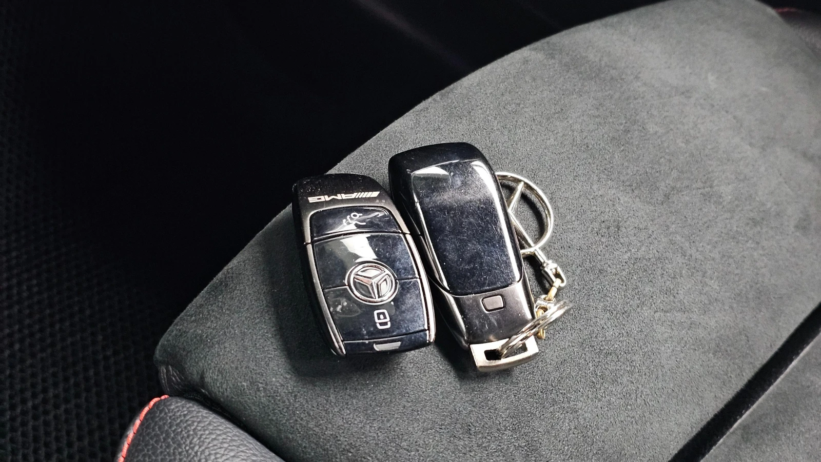 Mercedes-Benz GLB35AMG 4MATIC* PANOROOF* REAR-CAMERA* DRIVE-ASSIST* , снимка 12 - Автомобили и джипове - 54529029