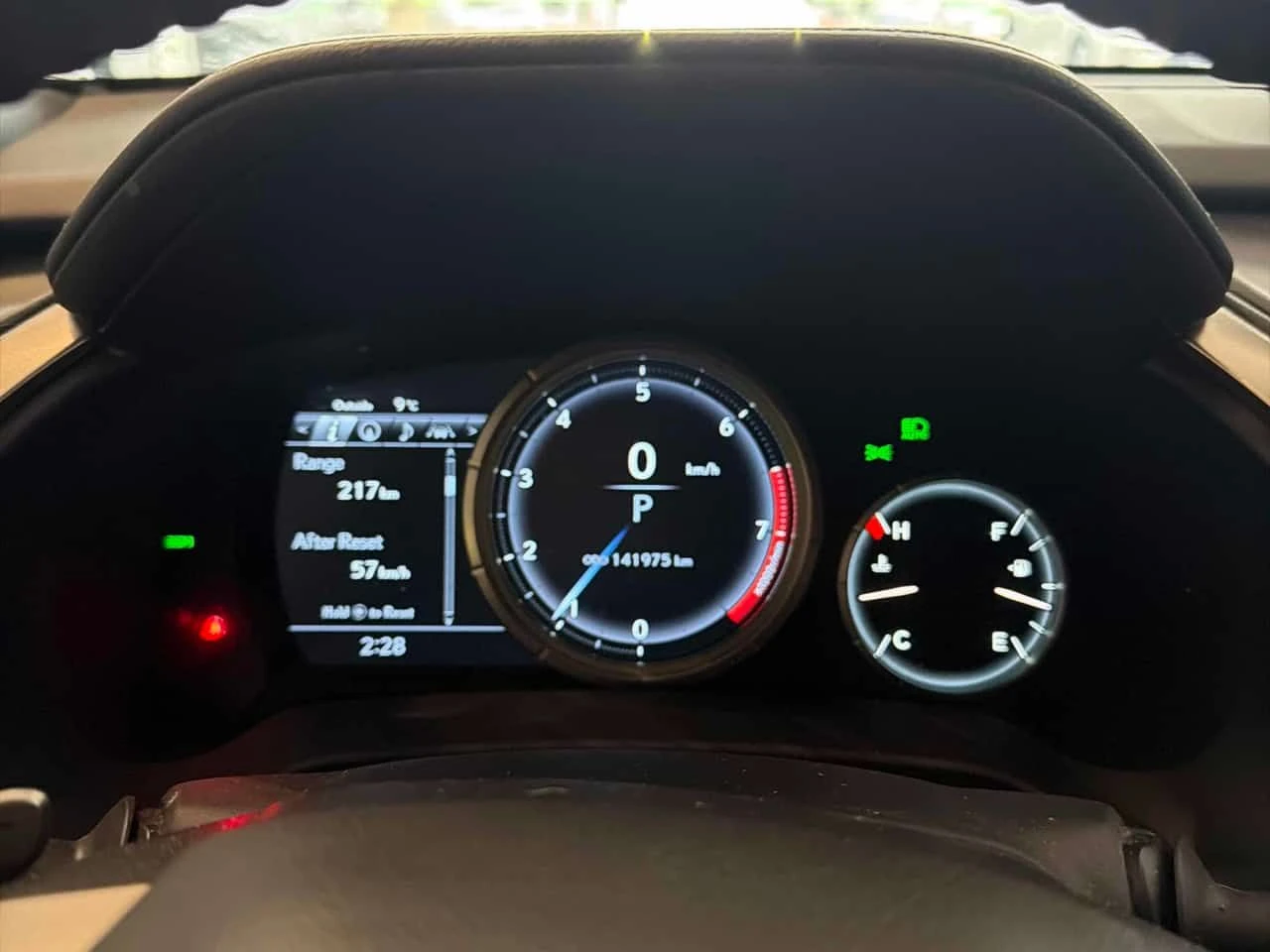 Lexus RX 350 ПОДГРЕВИ * ПАНО * KEYLESS * CARFAX, снимка 8 - Автомобили и джипове - 54678593
