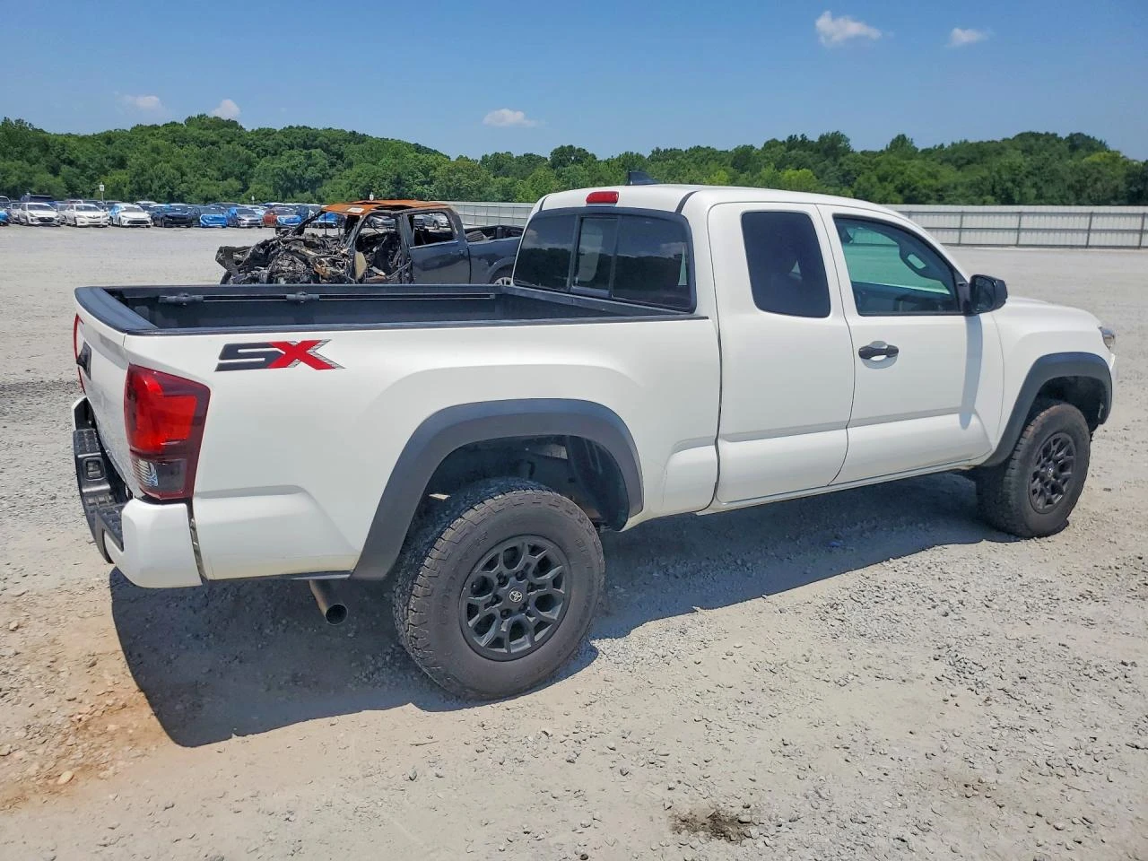 Toyota Tacoma 2.7l Sr, снимка 3 - Автомобили и джипове - 55382680