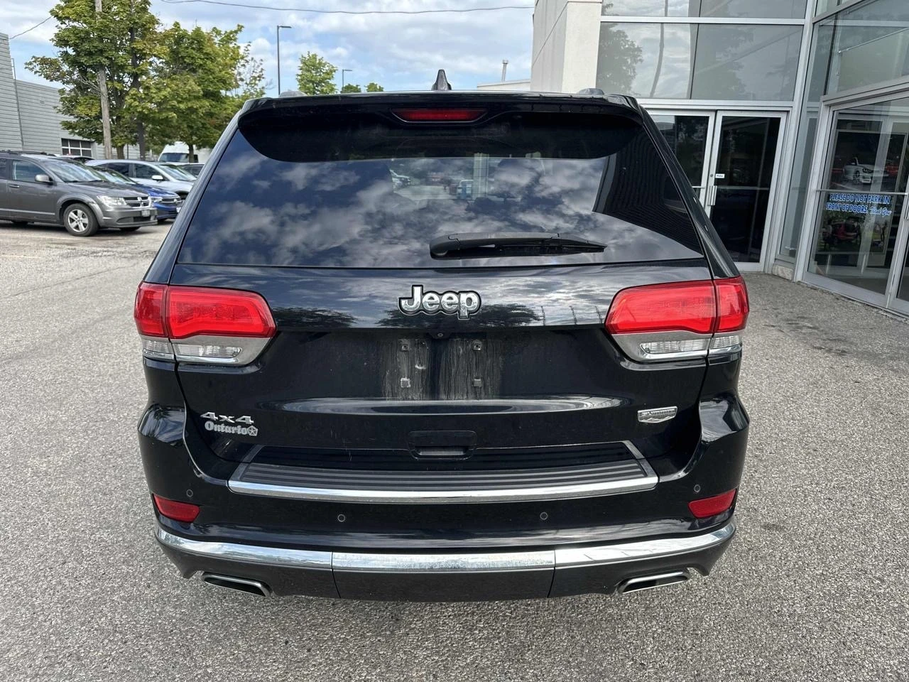 Jeep Grand cherokee Summit* Distronic* Pano* H&K* Обдух* Back cam* , снимка 5 - Автомобили и джипове - 55605945