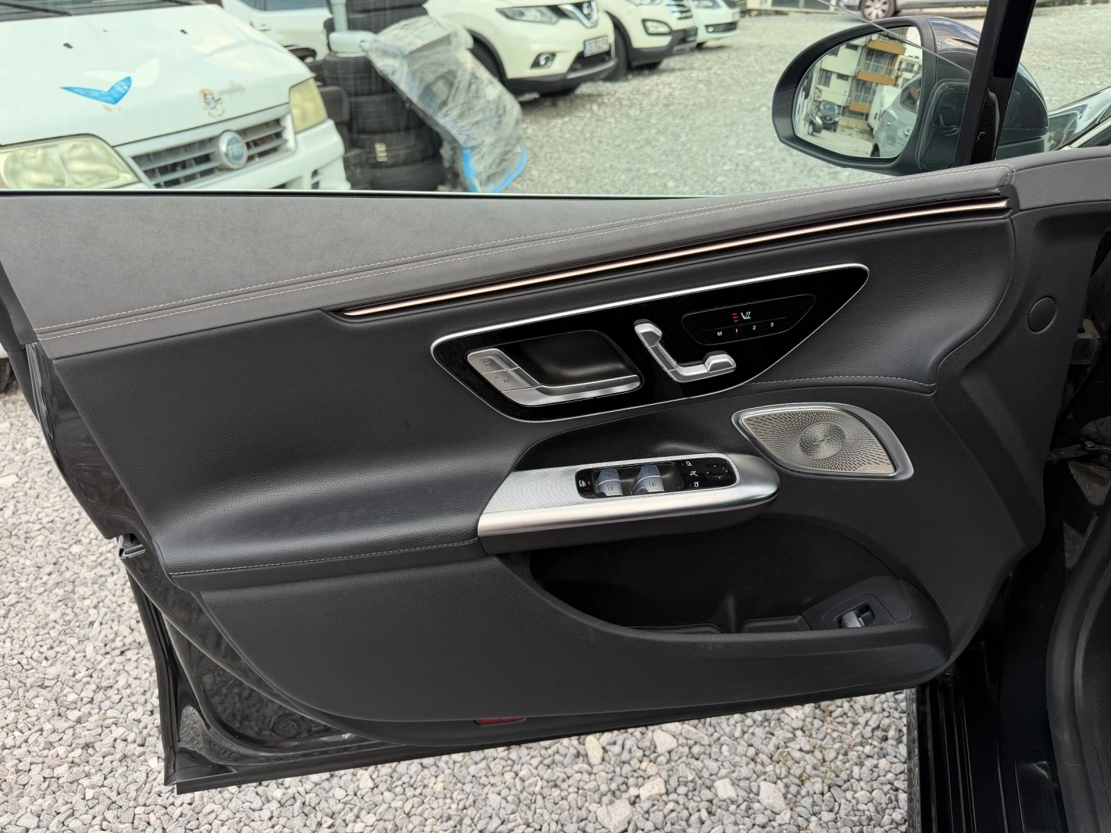 Mercedes-Benz EQE 350+ 96.5 SOH Digital AMG Pano ГАРАНЦИЯ до 2030г , снимка 10 - Автомобили и джипове - 55743362
