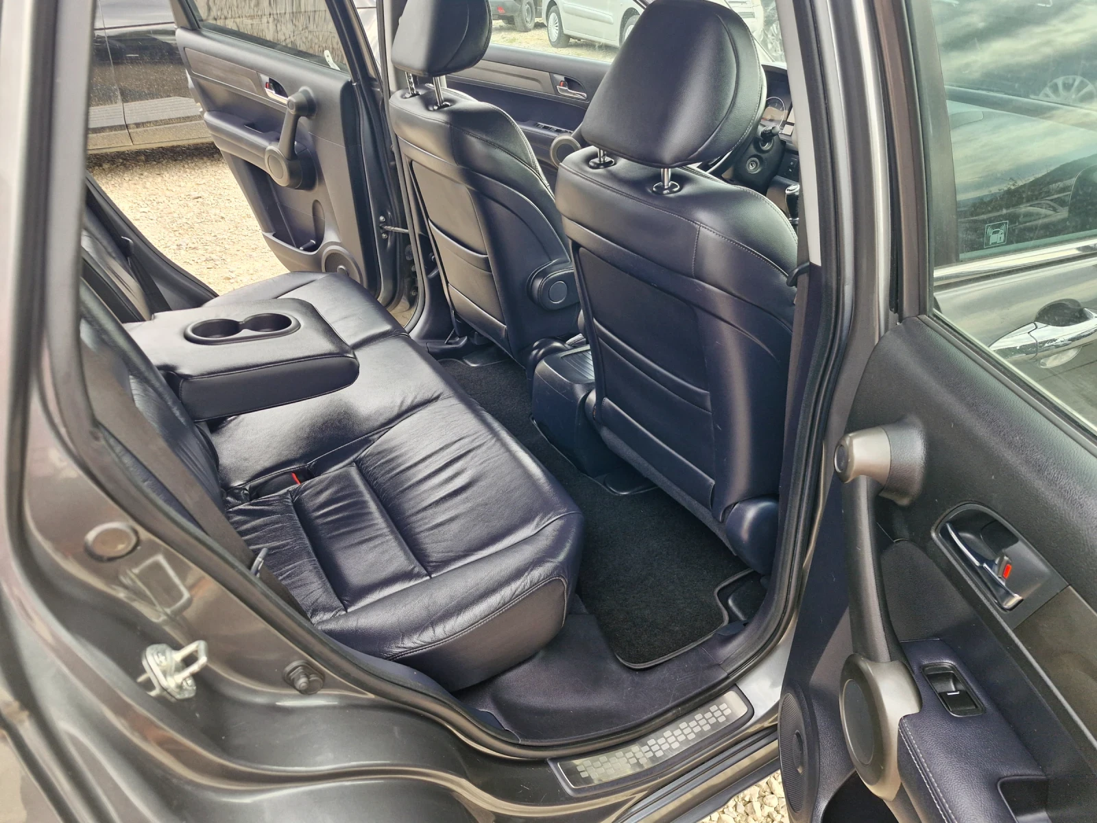 Honda Cr-v AC* NAVI* PDC* XENON* КОЖА* PANO* FACE* TUV , снимка 11 - Автомобили и джипове - 56168565