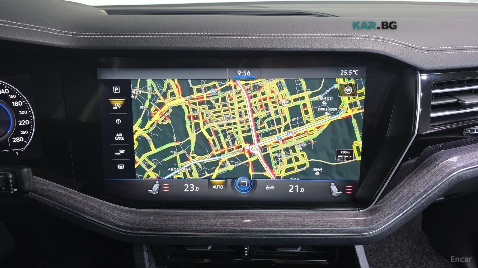 VW Touareg 3.0TDI* PREMIUM* КОЖА* ПОДГРЕВ* КАМЕРА* ПАНОРАМА* , снимка 13 - Автомобили и джипове - 56178852
