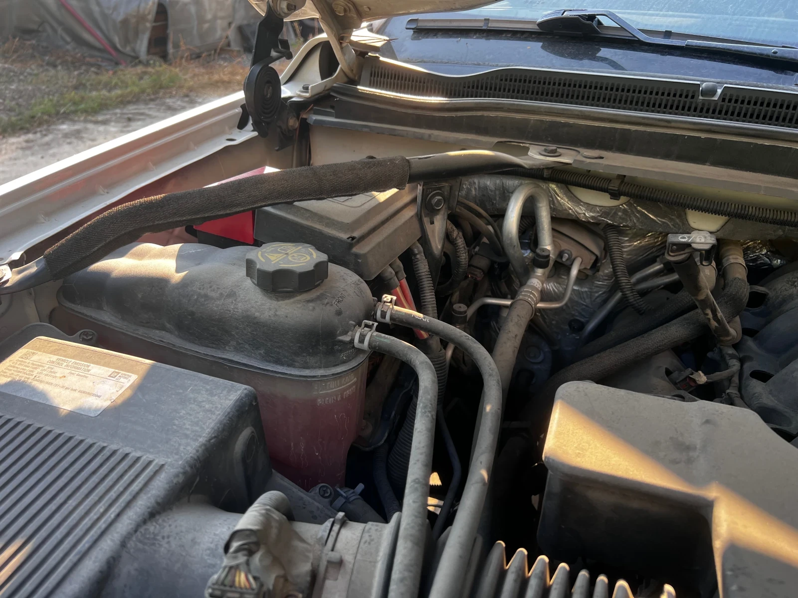 Chevrolet Suburban, снимка 13 - Автомобили и джипове - 56723512