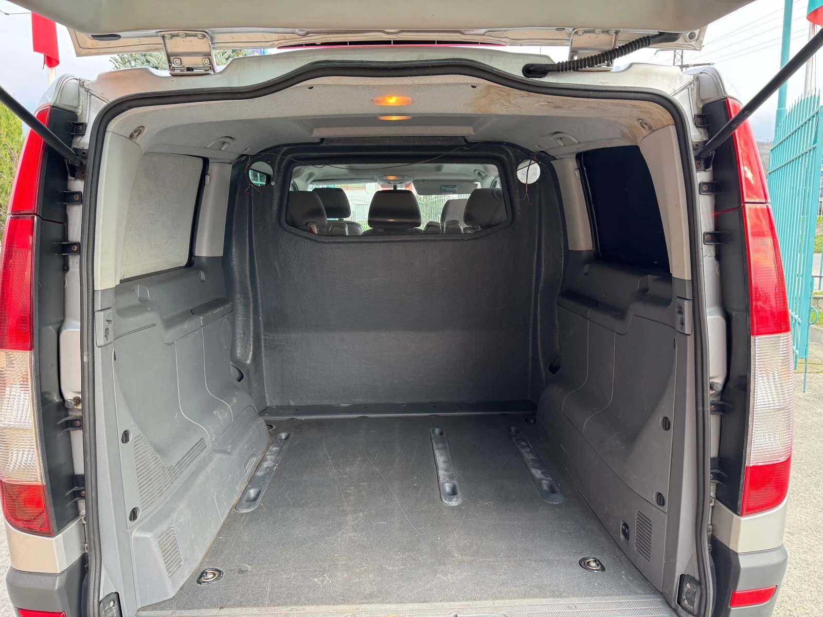 Mercedes-Benz Vito 111 CDI* Климатик* NAVI* 5 места - изображение 9