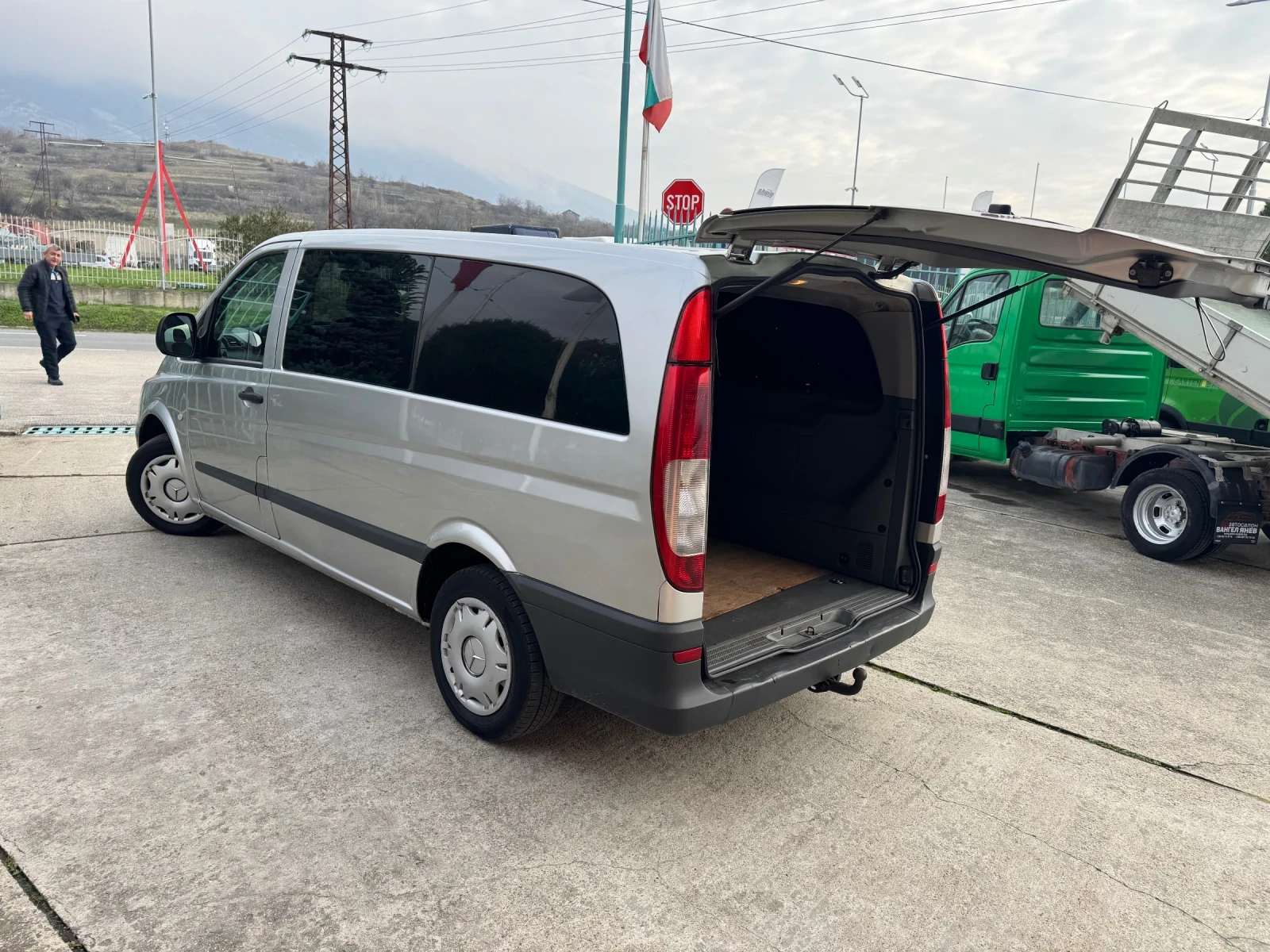 Mercedes-Benz Vito 111 CDI* Климатик* NAVI* 5 места - изображение 8