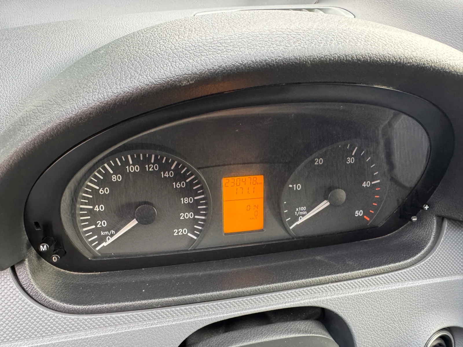 Mercedes-Benz Vito 111 CDI* Климатик* NAVI* 5 места - изображение 4