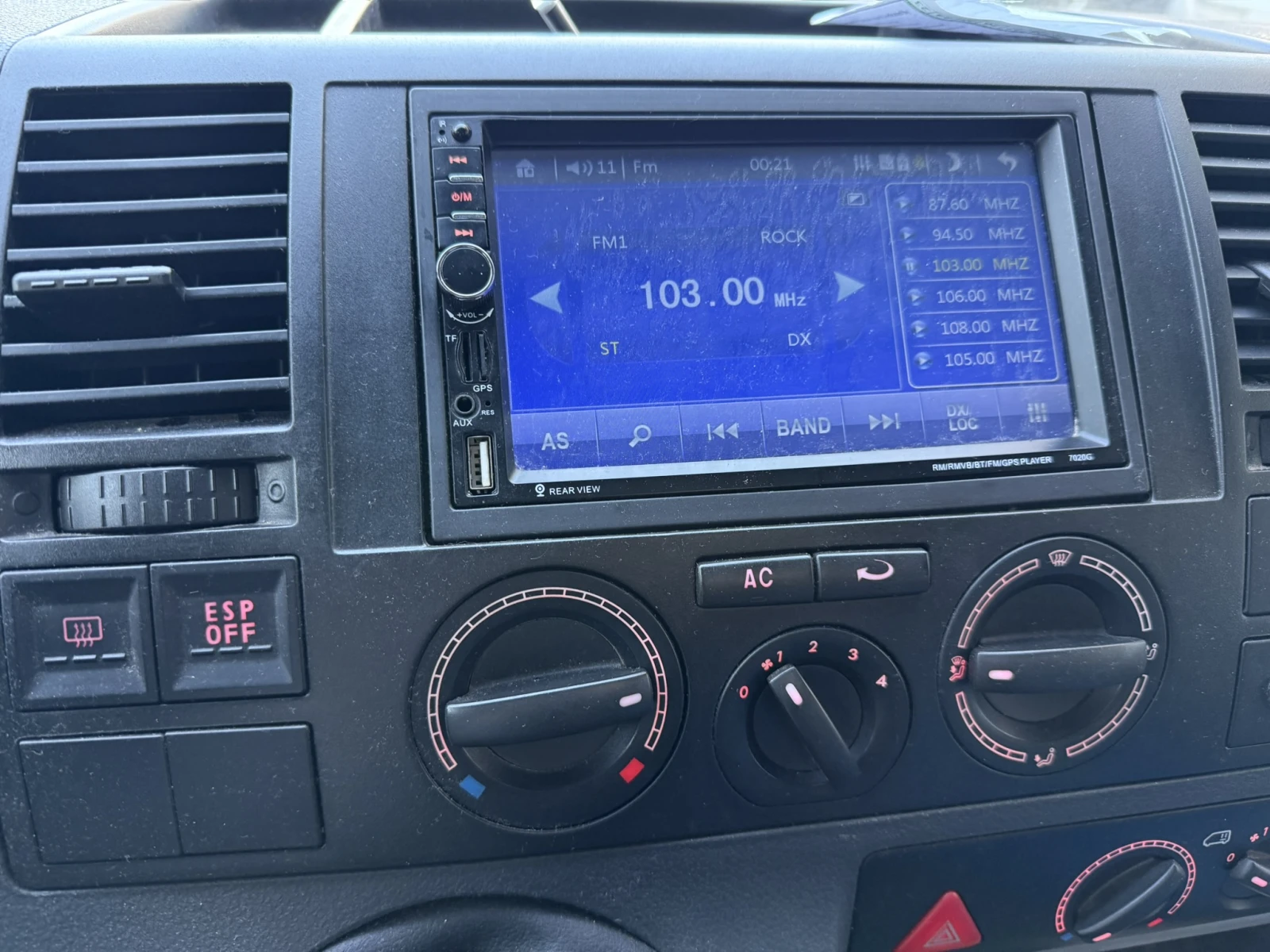 VW T5, снимка 10 - Бусове и автобуси - 53848962