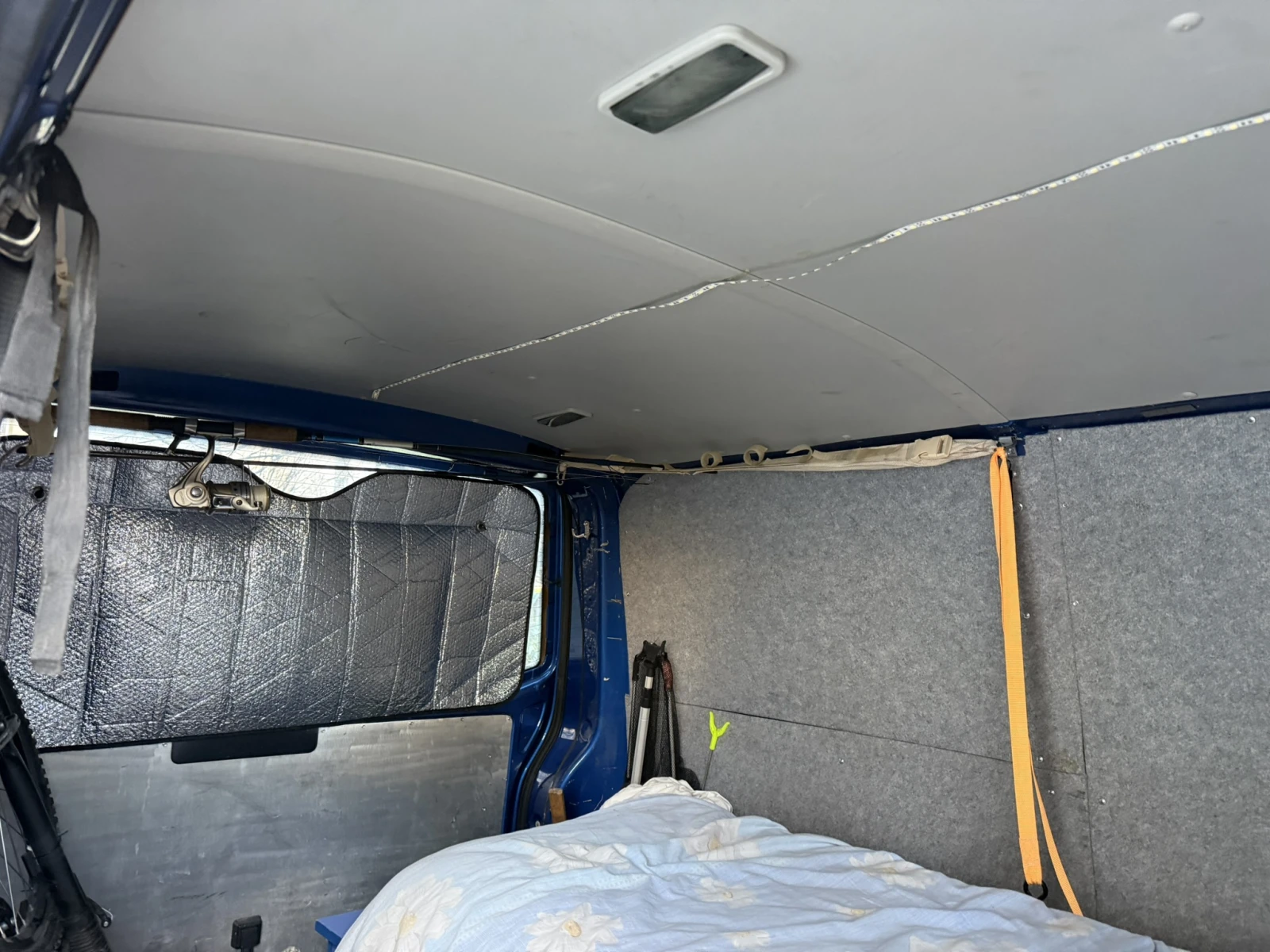 VW T5, снимка 12 - Бусове и автобуси - 53848962