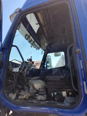 Volvo Fh 12, снимка 9