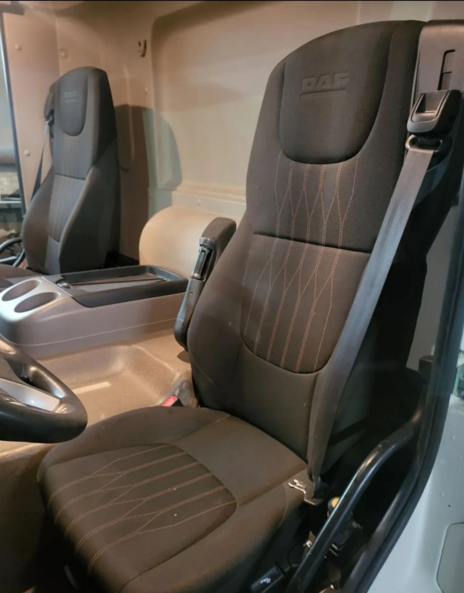 Daf CF 450 Нов Внос - изображение 8