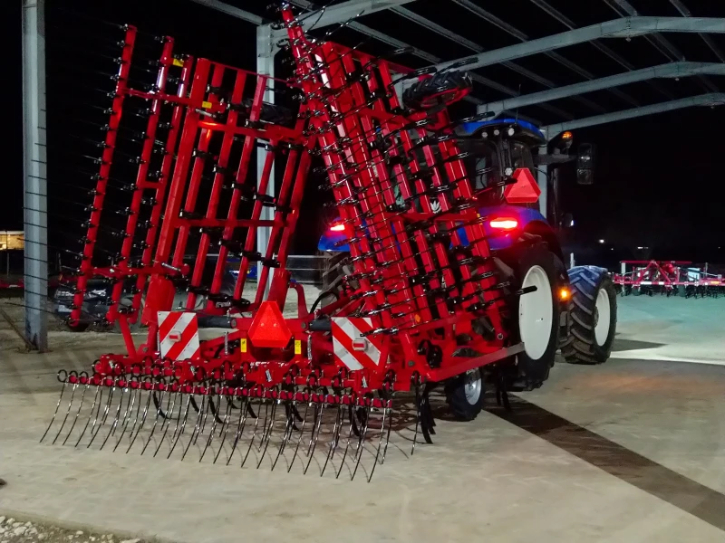 Култиватор Друга марка Fenix 5м до 8м , снимка 5 - Селскостопанска техника - 52860655