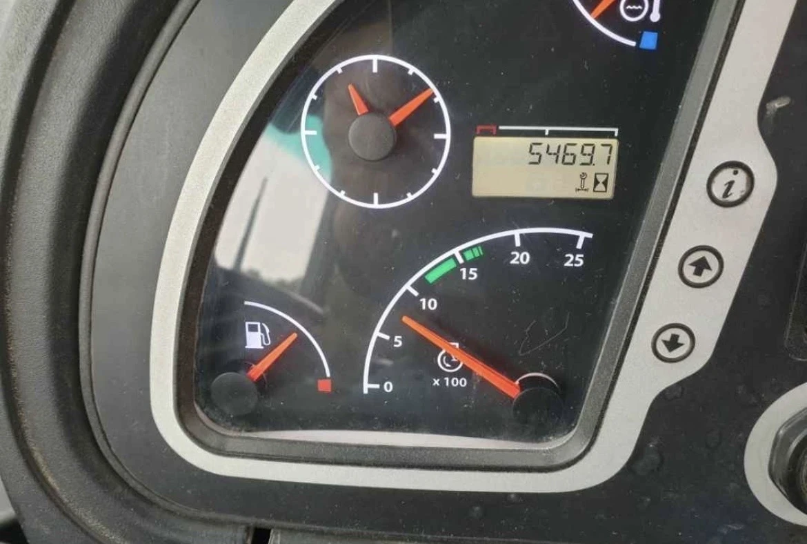 Багер JCB 3CX, снимка 4 - Индустриална техника - 54126005