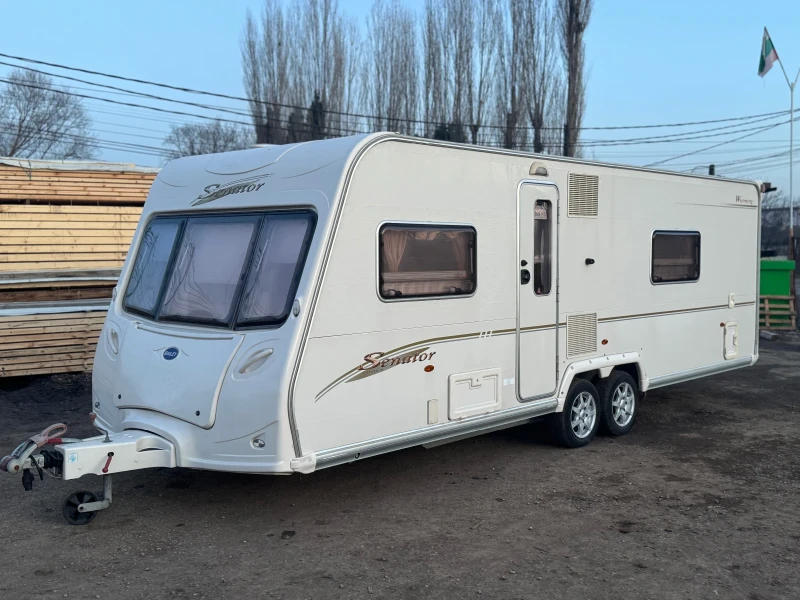 Каравана Bailey SENATOR  френска СПАЛНЯ 