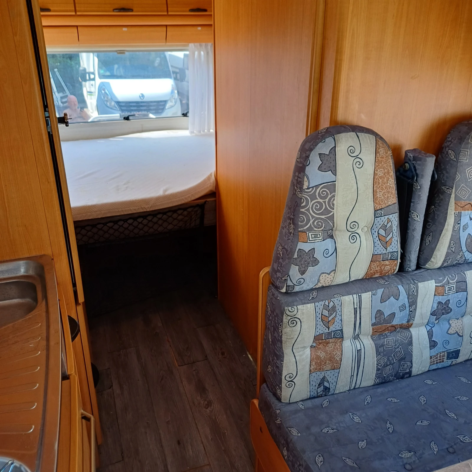 Кемпер LMC, снимка 12 - Каравани и кемпери - 55587627