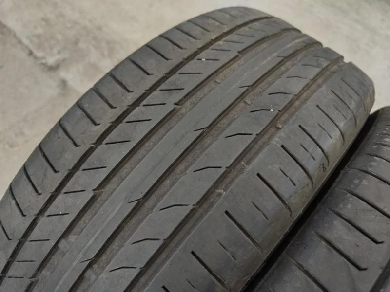 Гуми Летни 225/45R19, снимка 1 - Гуми и джанти - 33169030