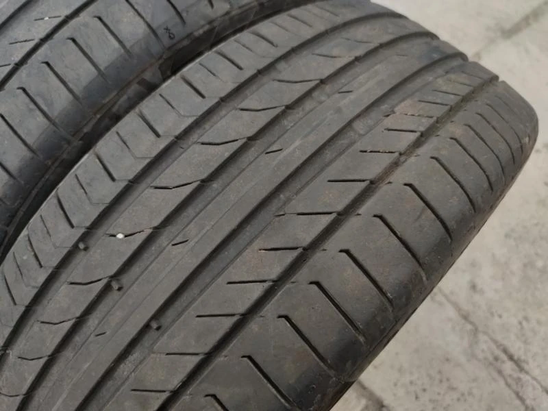 Гуми Летни 225/45R19, снимка 4 - Гуми и джанти - 33169030