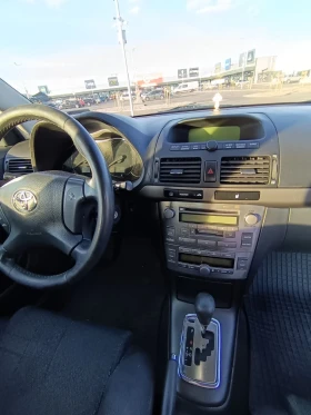 Toyota Avensis ГАЗ, снимка 17