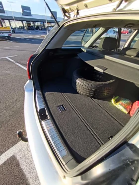 Toyota Avensis ГАЗ, снимка 6