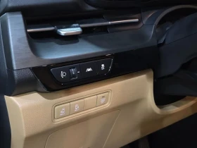 Kia Carnival 9-SEATER PRESTIGE, снимка 15