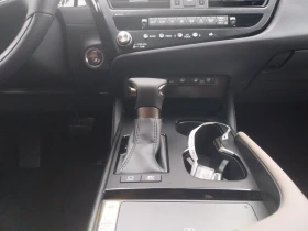 Lexus ES НОВ АВТОМОБИЛ - 2025 - Luxury - 15 години гаранция - 146800 лв. - 99631706 13