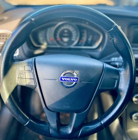 Volvo V40 - 12300 € / 24056.71 лв. - 84755216 3