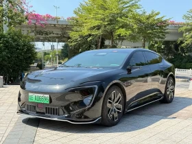 Avatr 12