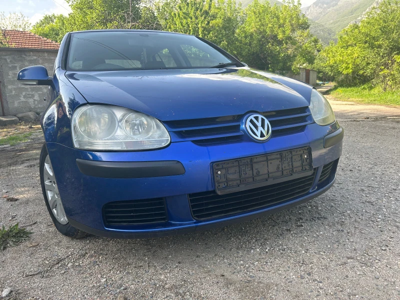 VW Golf 1.6fsi auto на части, снимка 2 - Автомобили и джипове - 6286187