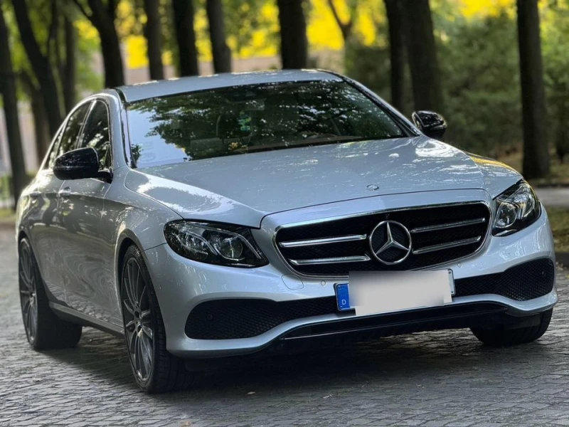 Mercedes-Benz E 350, снимка 1 - Автомобили и джипове - 48471040