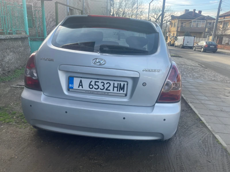 Hyundai Accent 1.4i, снимка 4 - Автомобили и джипове - 48602186