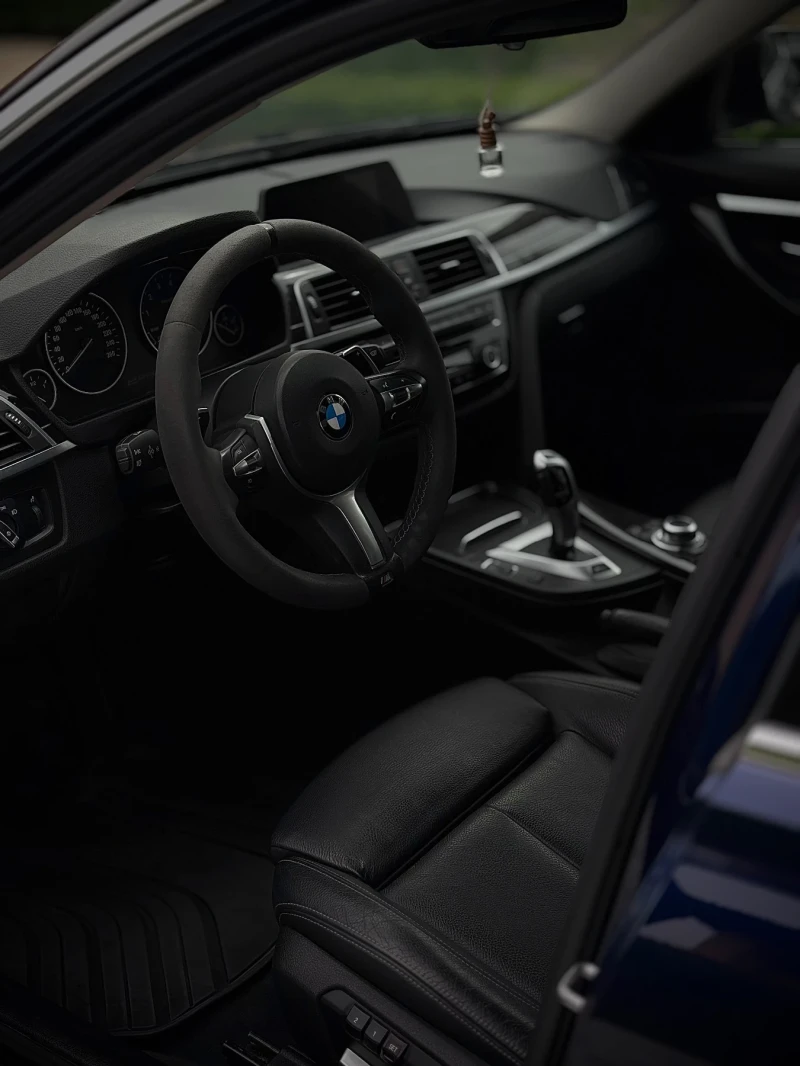 BMW 330 330e!Individual!340hp!MIDNIGHTBLUE!, снимка 9 - Автомобили и джипове - 52637360
