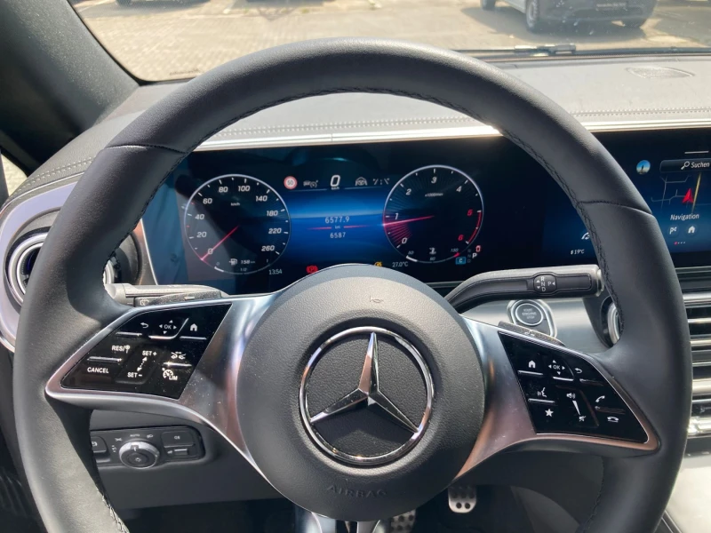 Mercedes-Benz V 300 ExtraLong Exclusive Април 2025! , снимка 12 - Автомобили и джипове - 52309643