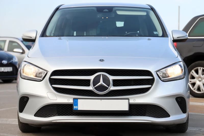 Mercedes-Benz B 180 B 180 1.3i 136 к.с. DCT, снимка 15 - Автомобили и джипове - 52597873