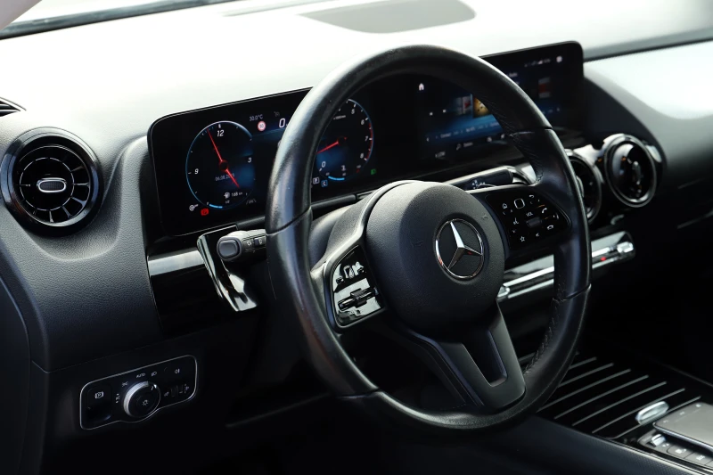 Mercedes-Benz B 180 B 180 1.3i 136 к.с. DCT, снимка 7 - Автомобили и джипове - 52597873