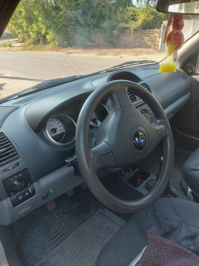 Subaru Justy, снимка 6 - Автомобили и джипове - 51457278