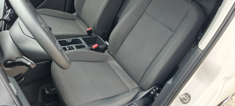 VW Caddy 2.0D-21г90хил, снимка 11 - Автомобили и джипове - 52040378