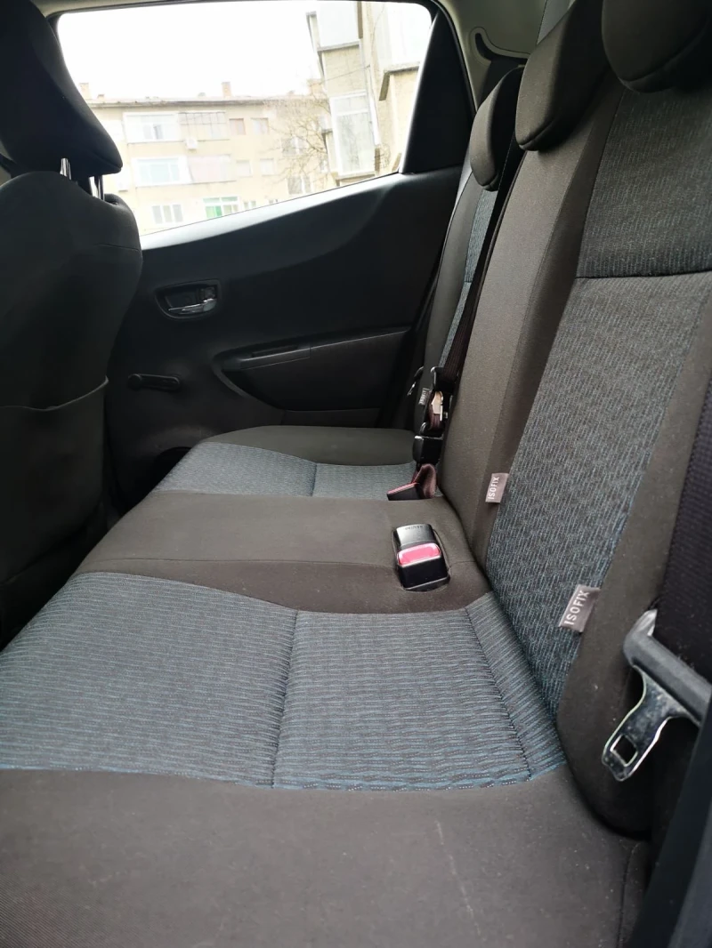 Toyota Yaris, снимка 4 - Автомобили и джипове - 52670016