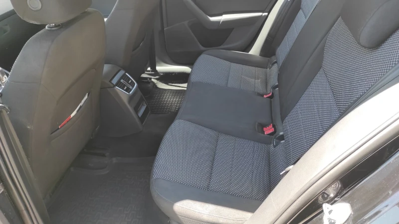 Skoda Octavia, снимка 11 - Автомобили и джипове - 53243452