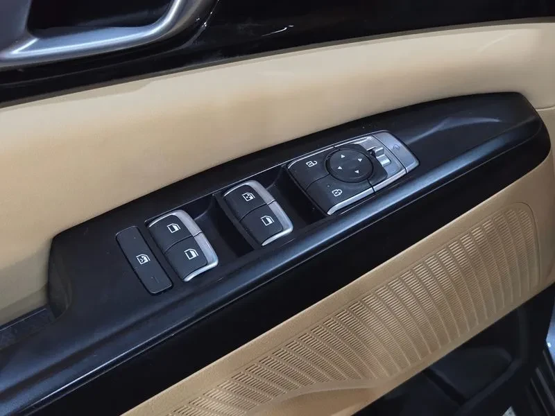 Kia Carnival 9-SEATER PRESTIGE, снимка 16 - Автомобили и джипове - 55026686