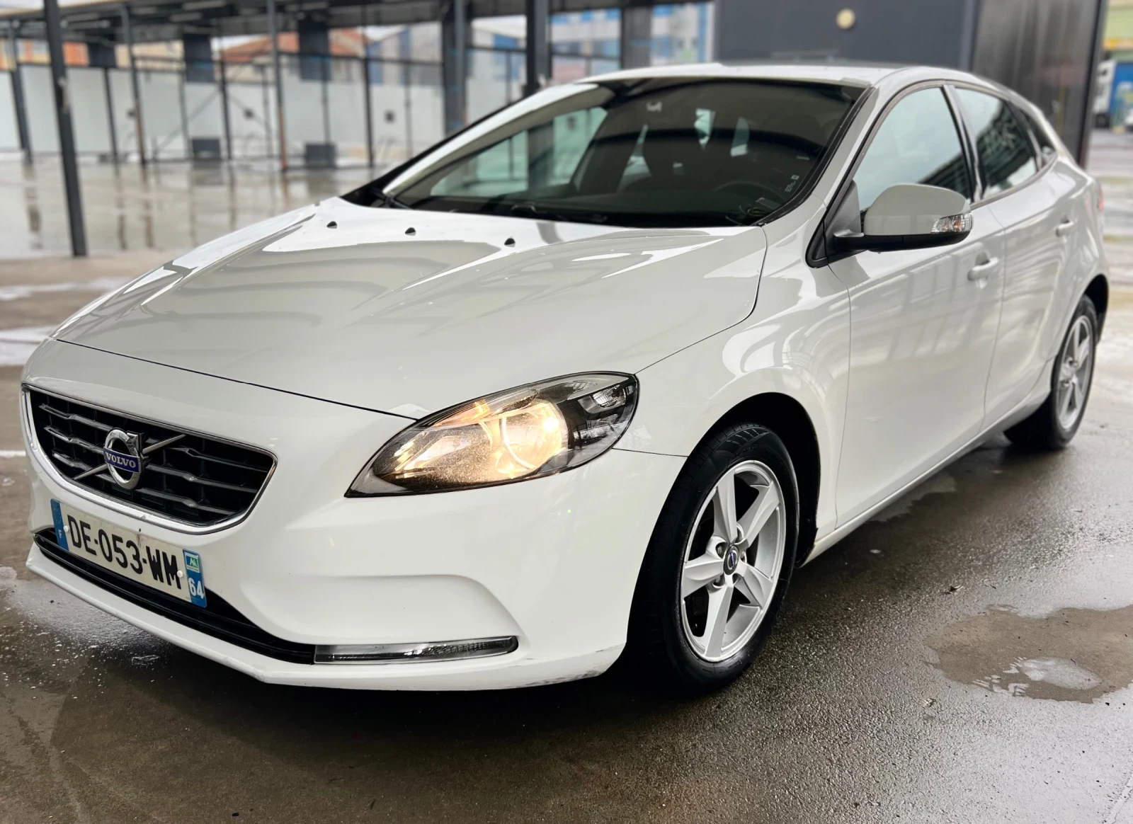 Volvo V40, снимка 1