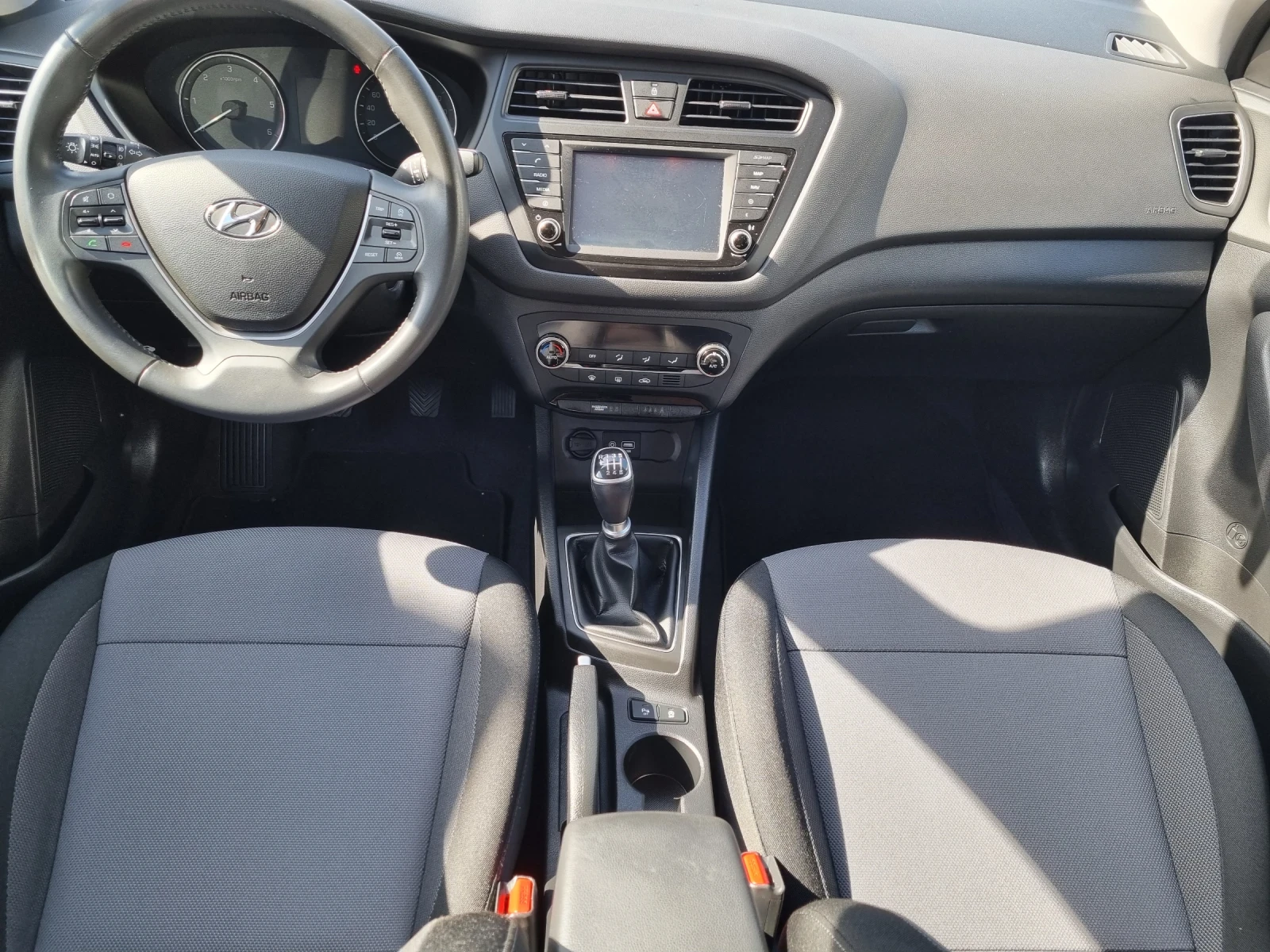 Hyundai I20 1.4 CRDI ACTIVE 90кс. LED NAVI CAMERA FULL - изображение 7