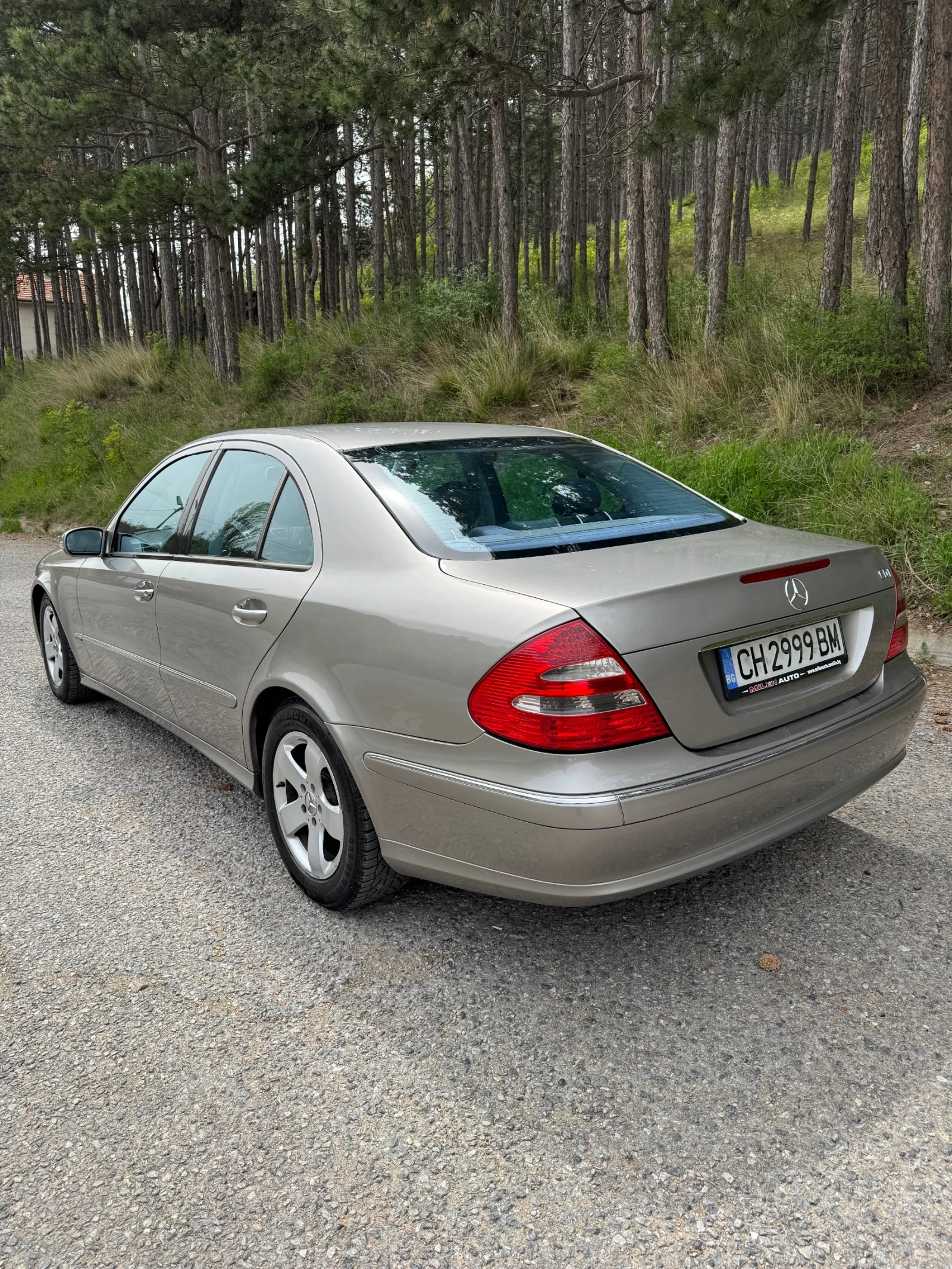 Mercedes-Benz E 280 Авангард - изображение 5