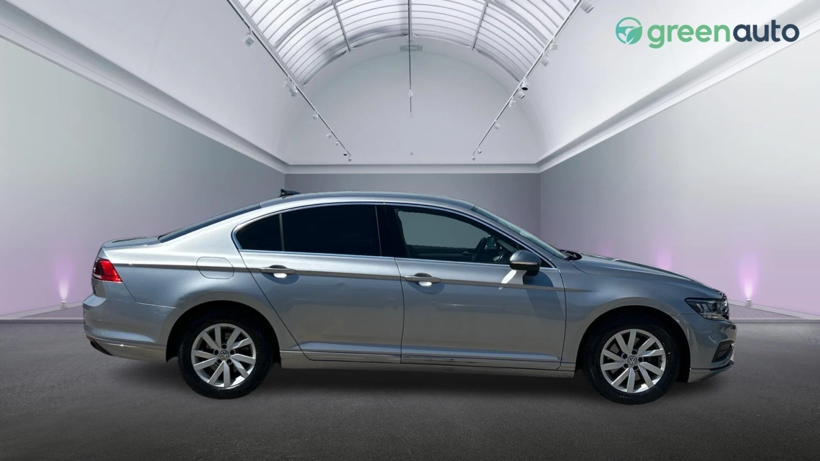 VW Passat  2. 0 TDi SCR Business, Месечна вноска от 450 лв. - изображение 3