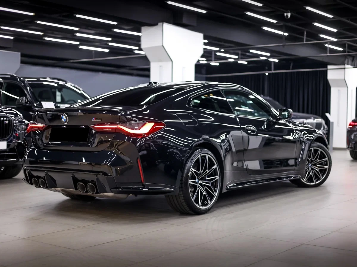 BMW M4 Competition - изображение 2