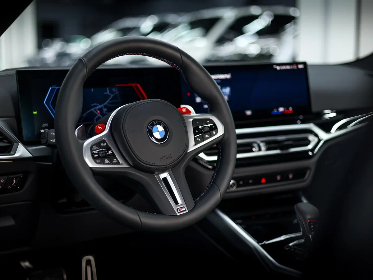 BMW M4 Competition - изображение 6